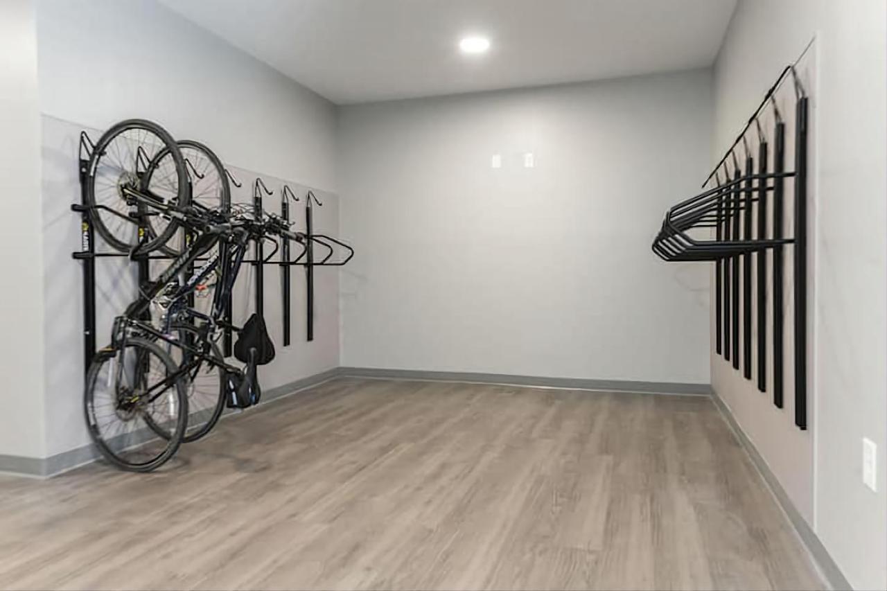 Modern Dwntwn 1 Bdrm Apt Pool Gym Free Parking Indianapolis Zewnętrze zdjęcie